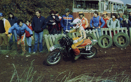 Jean-Michel sur sa Yamaha noire