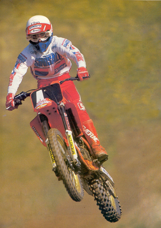 Jean-Michel Bayle est champion de France 125 Inter pour cette année 1987.