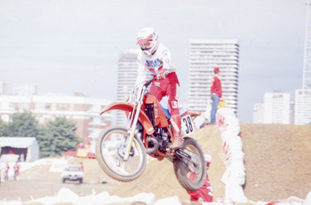 Jean-Michel lors de cette épreuve de Supercross de Charletty 1987