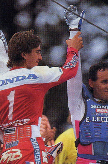 Jean-Michel Bayle et Yannig Kervella sur le podium de Manosque