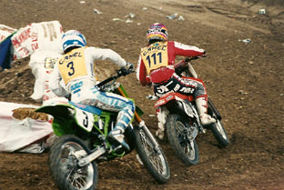 Jean-Michel Bayle et Jeff Ward lors de ce supercross de Bercy