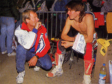 JMB en discussion avec Roger De Coster lors de ce Bercy