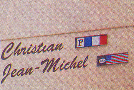 Jean-Michel arbore le drapeau de son pays d'adoption !!!