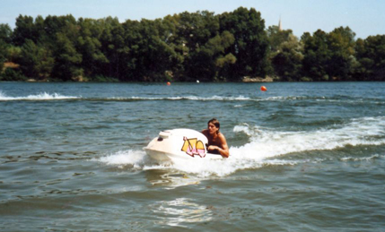 JMB n'a pas laissé passer l'occasion de faire
                          du jet ski lors de cette journée !!!