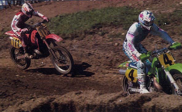 Jean-Michel Bayle à la lutte avec Ron Lechien lors de la première manche