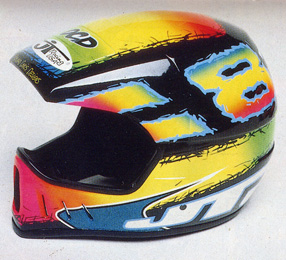 Un casque de Jean-Michel Bayle