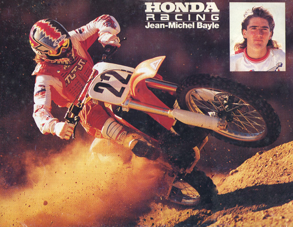 Le recto d'une pub pour ses masters of Motocross