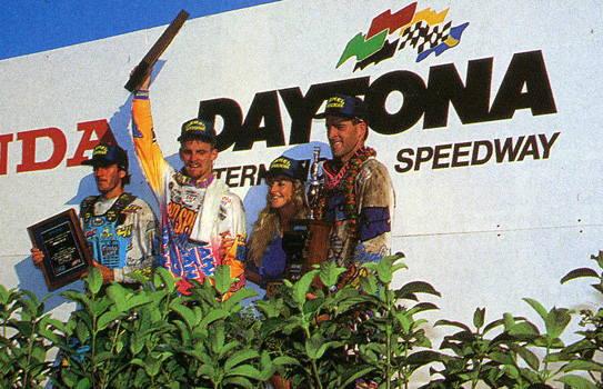 Le podium de Daytona avec Jeff Stanton 1er, Damon Bradshaw 2ème et JMB 3ème