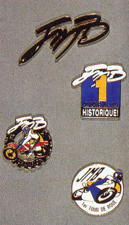 JMB nous  sort un coffret de Pin's en cette fin d'année 1992, pour marquer les grands moments de sa carrière et le début de sa nouvelle aventure....