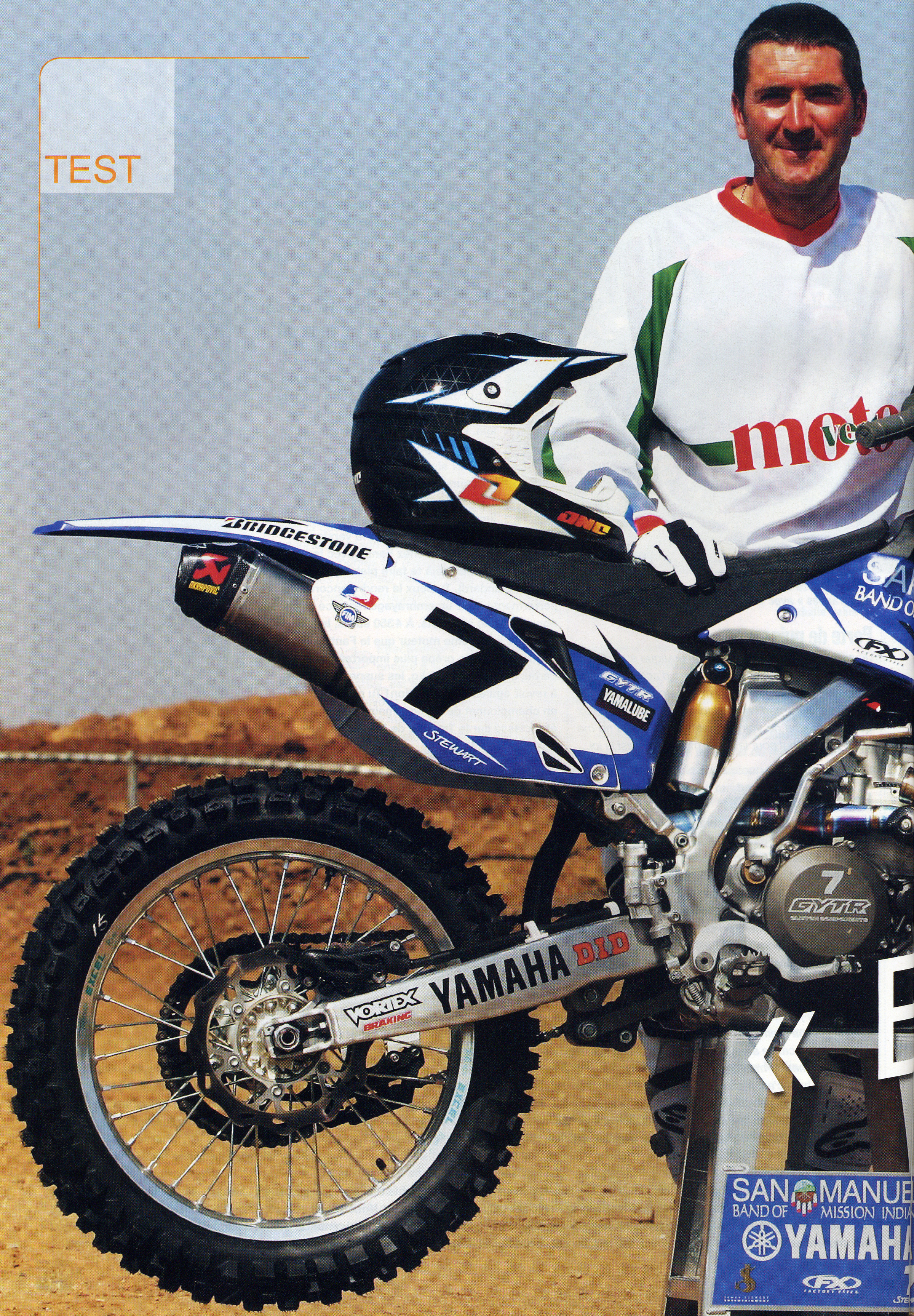Jean-Michel Bayle teste la moto de James Stewart dans le magazine Moto Verte de Juillet, voilà la page 36