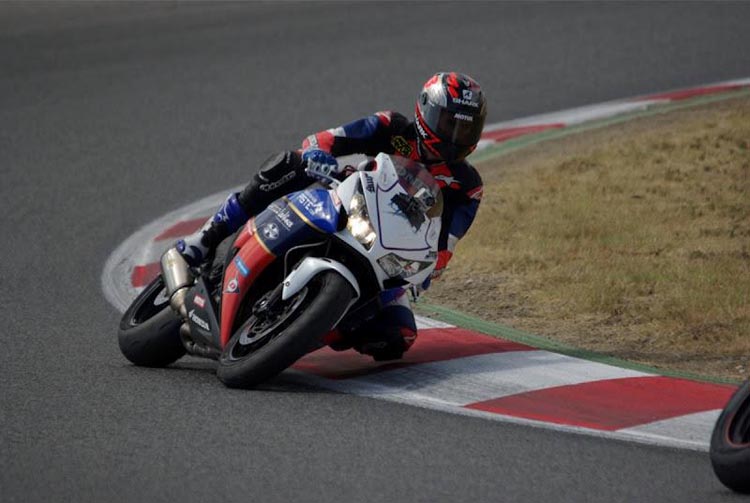 Jean-Michel Bayle en piste lors de cette session d'Août 2012 de ses journées VIP First on Track