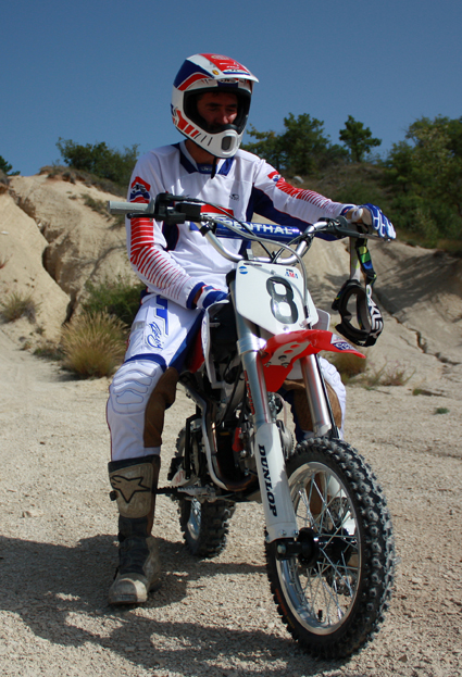 Jean-Michel Bayle lors de la session photos Mini Moto Magazine