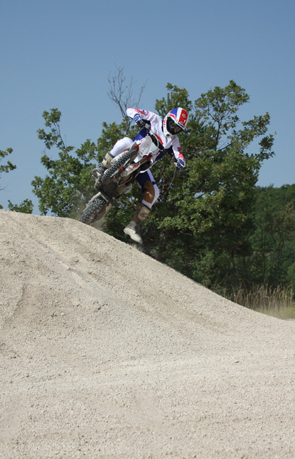 Jean-Michel Bayle lors de la session photos Mini Moto Magazine