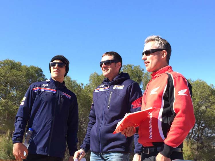 Gautier Paulin et Jean-Michel lors de cette épreuve d'Albeida du championnat 150 CRF