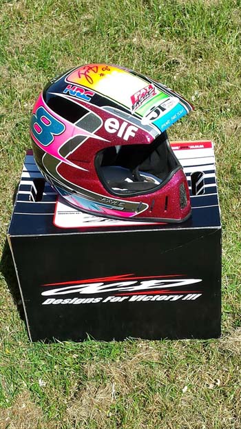 Le casque réplica JMB. Ce casque a été utilisé par Jean-Michel Bayle lors du supercross de Bercy 1990