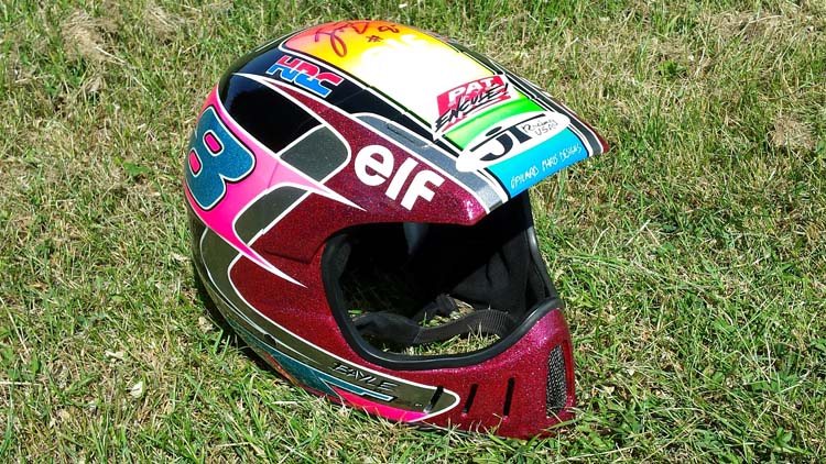 Le casque réplica JMB. Ce casque a été utilisé par Jean-Michel Bayle lors du supercross de Bercy 1990