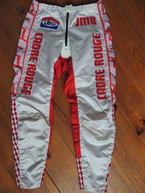 Le nouveau pantalon de Damien Vuillermet pour sa collection JMB
