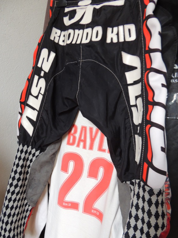 Pantalon et Maillot Redondo Kid, la classe