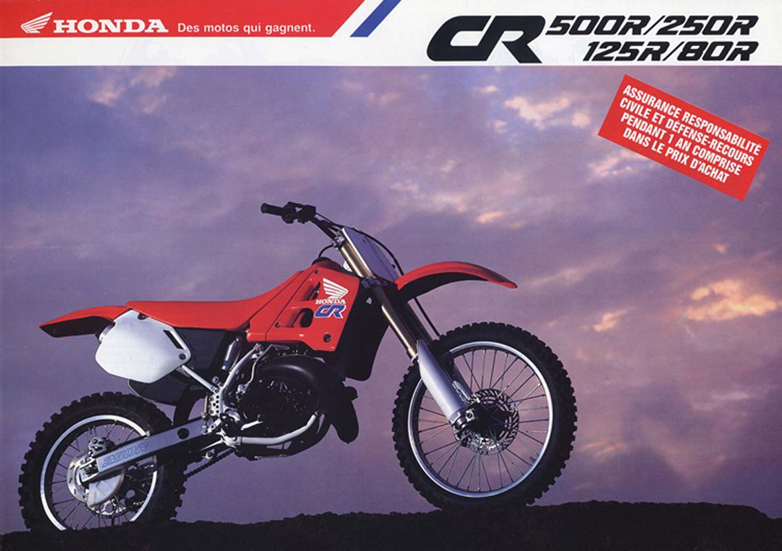 Une publicité pour la gamme Honda Cadre rouge pour l'année  1990